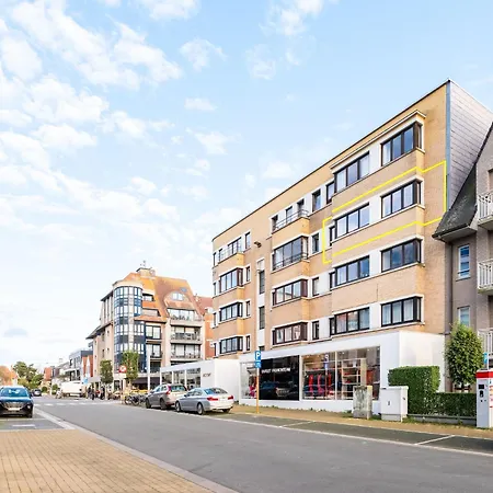 Beautifully Renovated With Location * Koksijde