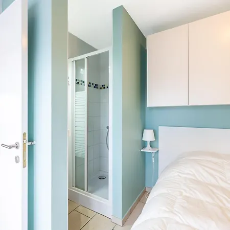 Modern Near Sea 아파트 *